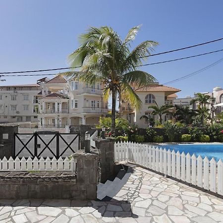 Apartment Orchid Grand Baie Esterno foto