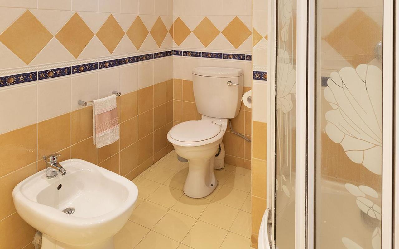 Apartment Orchid Grand Baie Esterno foto