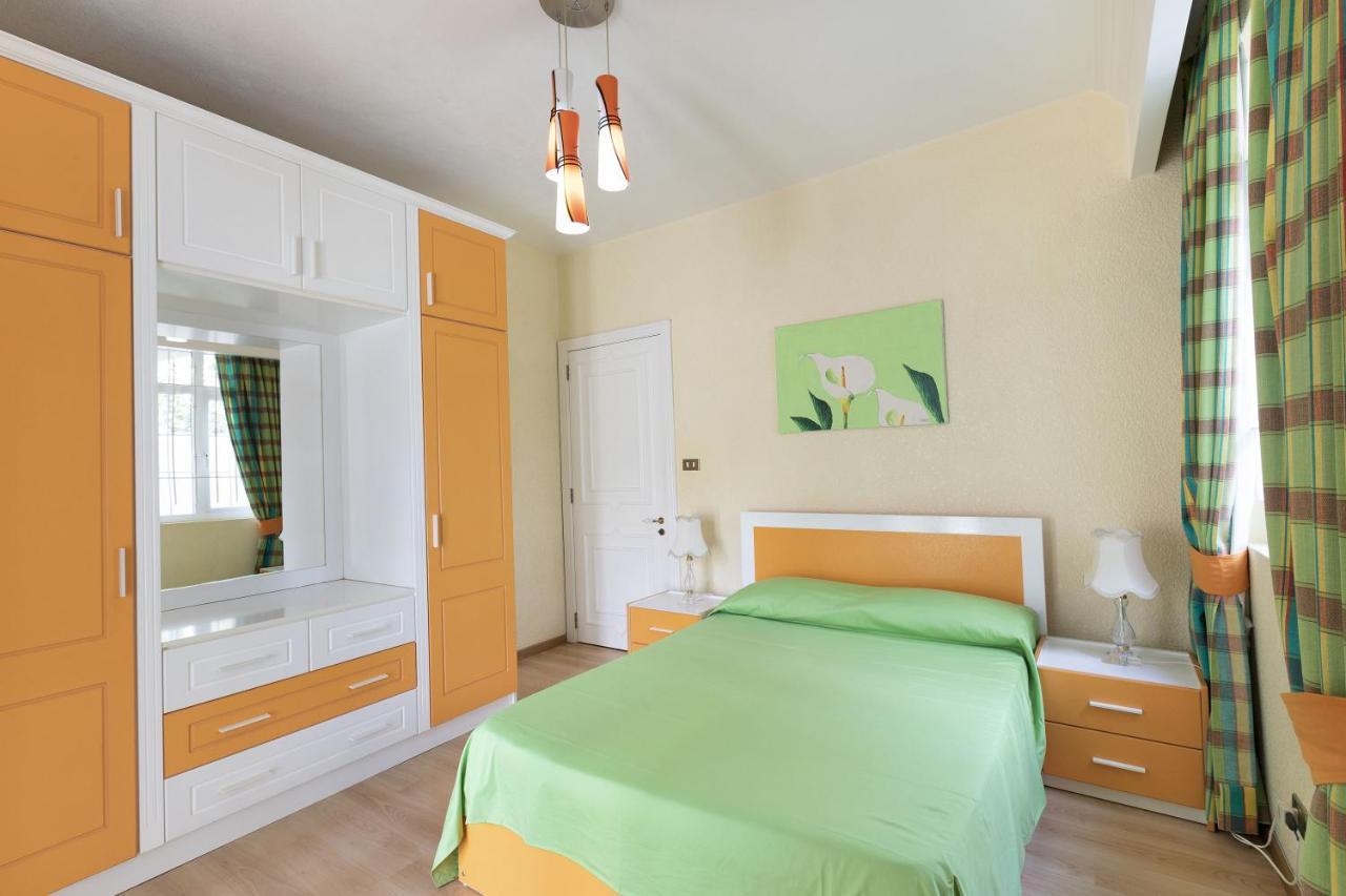 Apartment Orchid Grand Baie Esterno foto