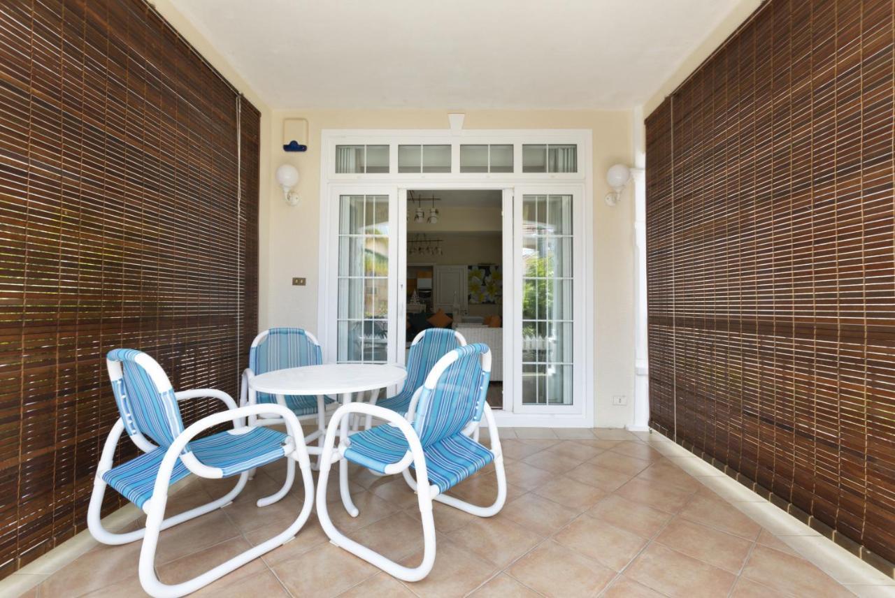 Apartment Orchid Grand Baie Esterno foto