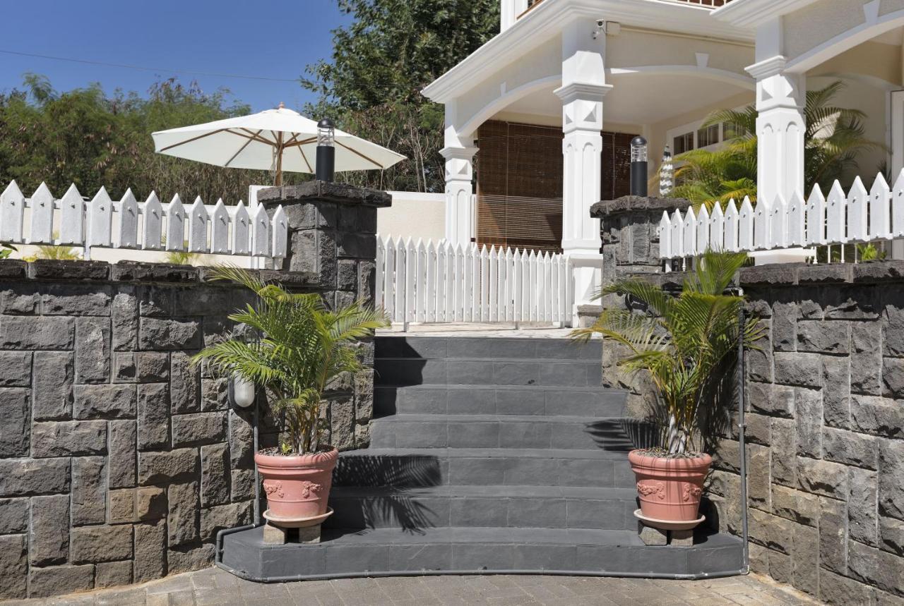Apartment Orchid Grand Baie Esterno foto