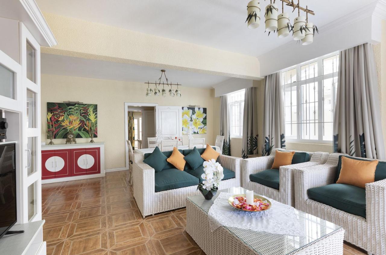 Apartment Orchid Grand Baie Esterno foto